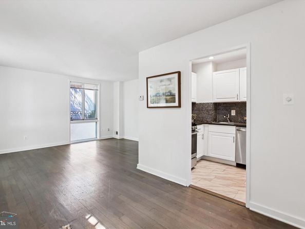 301 I Street SW 108, Washington DC 20024