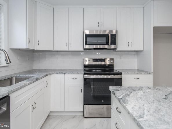 54 Moredon Road, Huntingdon Valley PA 19006