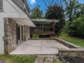 54 Moredon Road, Huntingdon Valley PA 19006