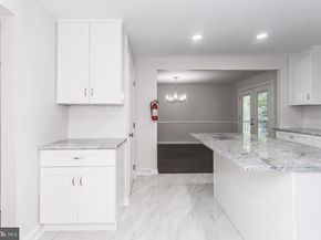 54 Moredon Road, Huntingdon Valley PA 19006