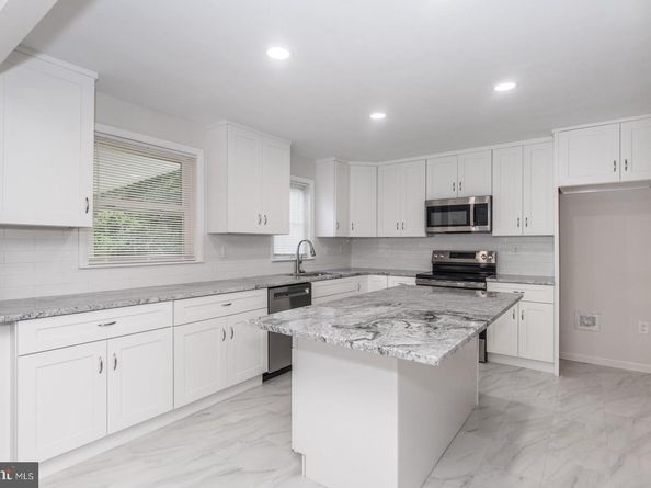 54 Moredon Road, Huntingdon Valley PA 19006