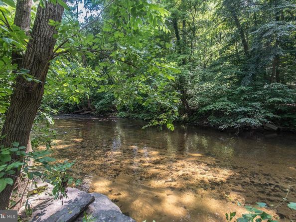 54 Moredon Road, Huntingdon Valley PA 19006