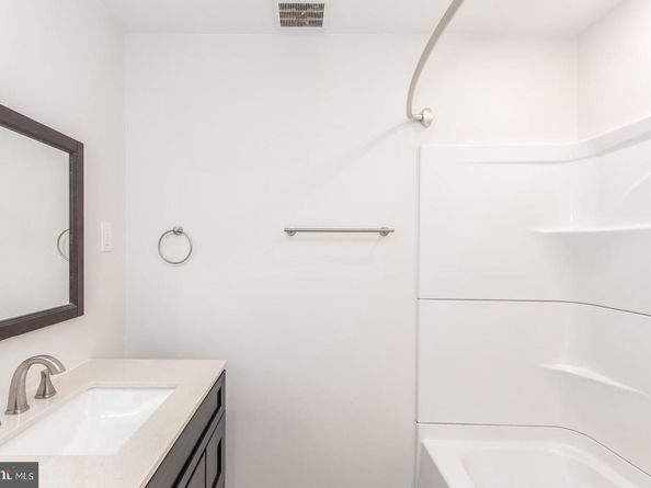 54 Moredon Road, Huntingdon Valley PA 19006