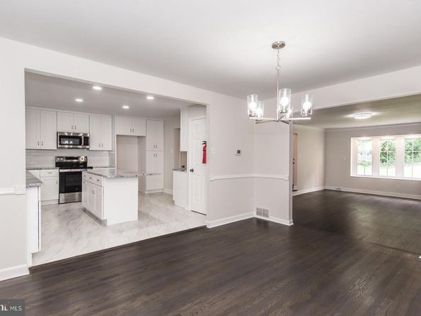 54 Moredon Road, Huntingdon Valley PA 19006