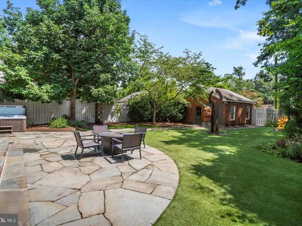 1610 Crittenden Street NW, Washington DC 20011