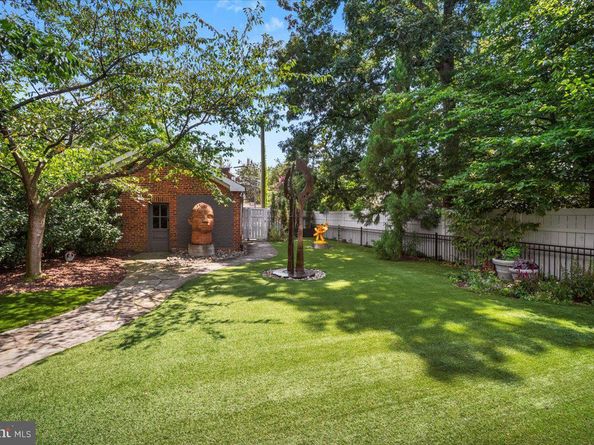 1610 Crittenden Street NW, Washington DC 20011