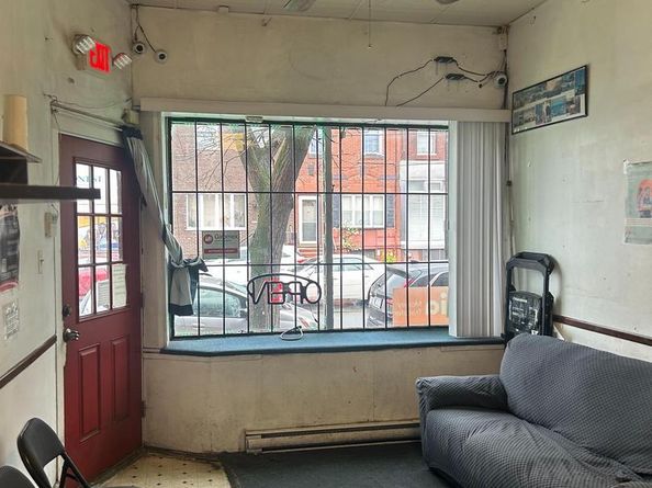 1105 Snyder Avenue, Philadelphia PA 19148