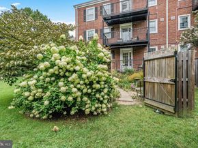 3050 S Buchanan Street S A2, Arlington VA 22206