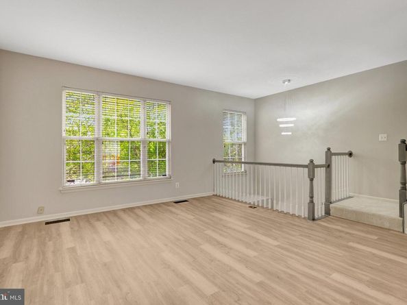2505 James Madison Circle, Herndon VA 20171