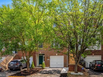 2505 James Madison Circle
