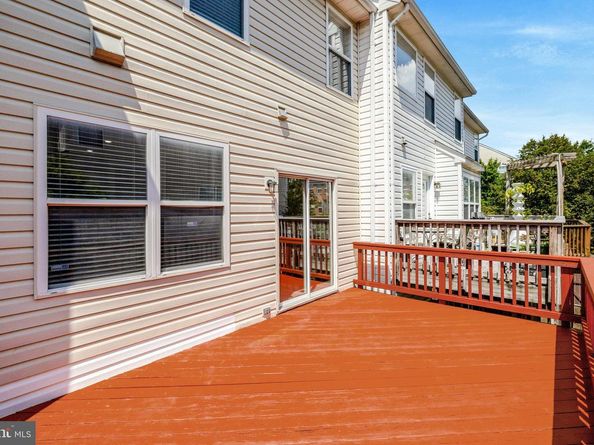 2505 James Madison Circle, Herndon VA 20171