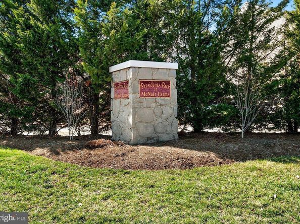 2505 James Madison Circle, Herndon VA 20171