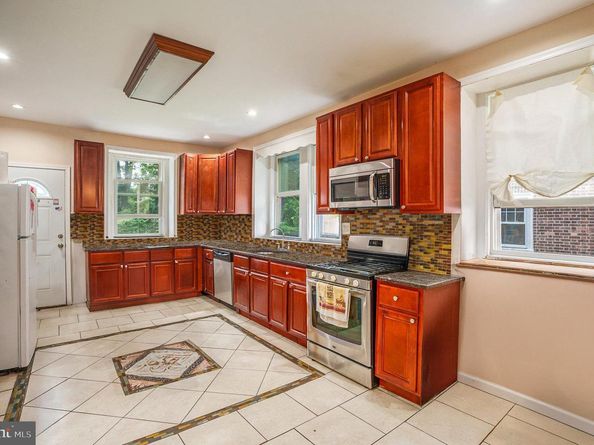 50 E Johnson Street, Philadelphia PA 19144