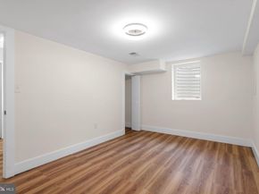 3625 S Four Mile Run Drive, Arlington VA 22206