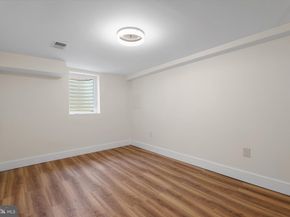3625 S Four Mile Run Drive, Arlington VA 22206