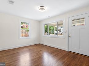 3625 S Four Mile Run Drive, Arlington VA 22206
