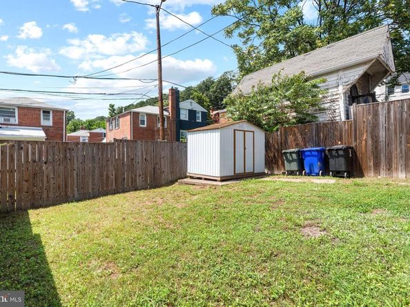 3625 S Four Mile Run Drive, Arlington VA 22206