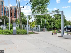 3625 S Four Mile Run Drive, Arlington VA 22206