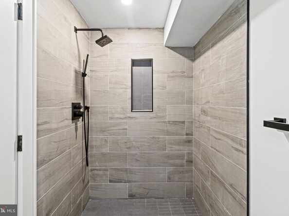 2139 Sears Street, Philadelphia PA 19146