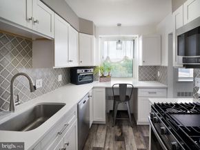 40 Old Lancaster Road 605, Merion Station PA 19066
