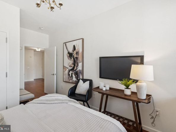 1425 Locust Street 11E, Philadelphia PA 19102