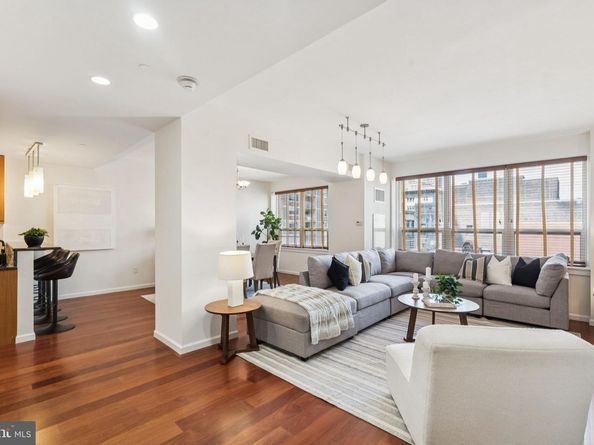 1425 Locust Street 11E, Philadelphia PA 19102