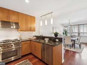1425 Locust Street 11E, Philadelphia PA 19102