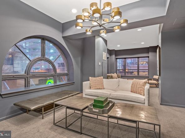 1425 Locust Street 11E, Philadelphia PA 19102