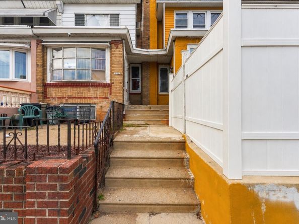 4122 M Street, Philadelphia PA 19124