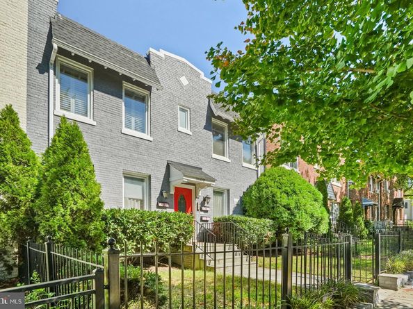 1102 Holbrook Terrace NE 3, Washington DC 20002