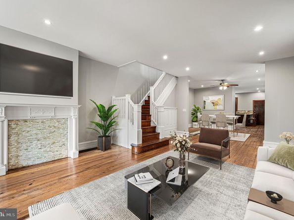 5321 Locust Street, Philadelphia PA 19139