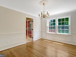 8517 Electric Ave, Vienna VA 22182