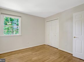 8517 Electric Ave, Vienna VA 22182