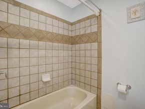 8517 Electric Ave, Vienna VA 22182