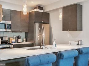 1637 Carpenter Street, Philadelphia PA 19146