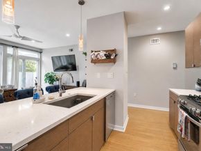 1637 Carpenter Street, Philadelphia PA 19146