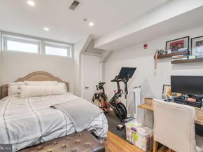 1637 Carpenter Street, Philadelphia PA 19146