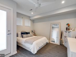 1637 Carpenter Street, Philadelphia PA 19146