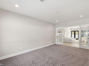 6913 Berkeley St, Falls Church VA 22043