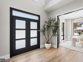 6913 Berkeley St, Falls Church VA 22043