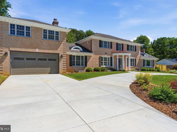 1337 Kingston Avenue, Alexandria VA 22302