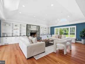 1337 Kingston Avenue, Alexandria VA 22302