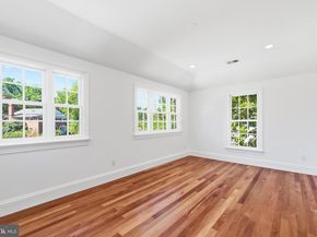 1337 Kingston Avenue, Alexandria VA 22302