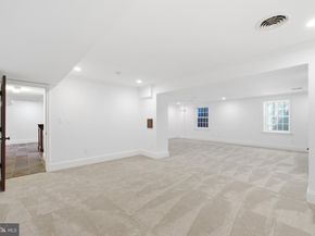 1337 Kingston Avenue, Alexandria VA 22302