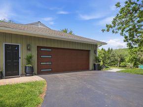 33 Woodhill Road, Newtown PA 18940
