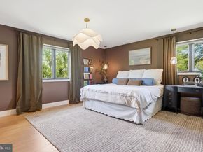 33 Woodhill Road, Newtown PA 18940