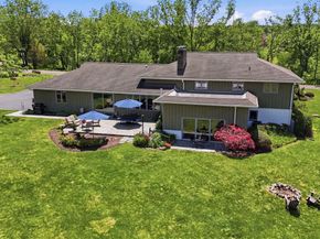 33 Woodhill Road, Newtown PA 18940