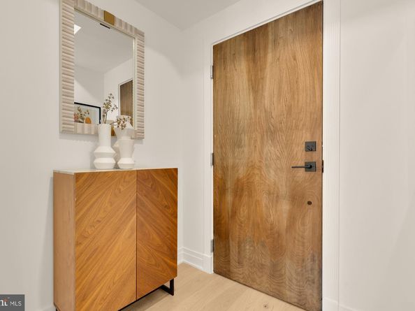 1128 10TH Street NW 401, Washington DC 20001
