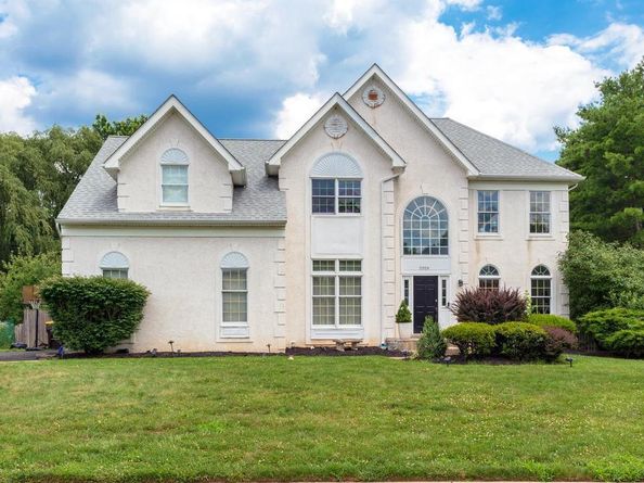 2059 Dawn Lane, Newtown PA 18940
