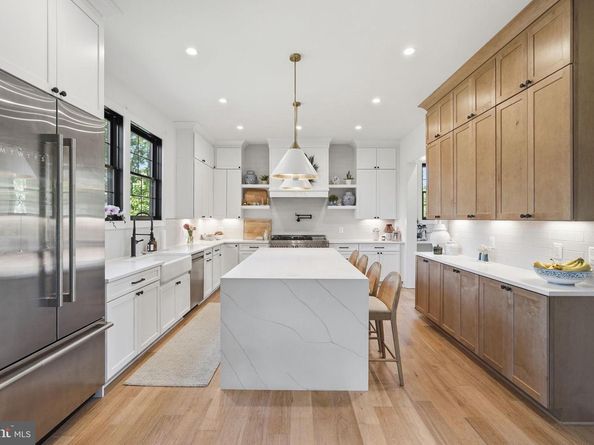 6026 Little Falls Road, Arlington VA 22207